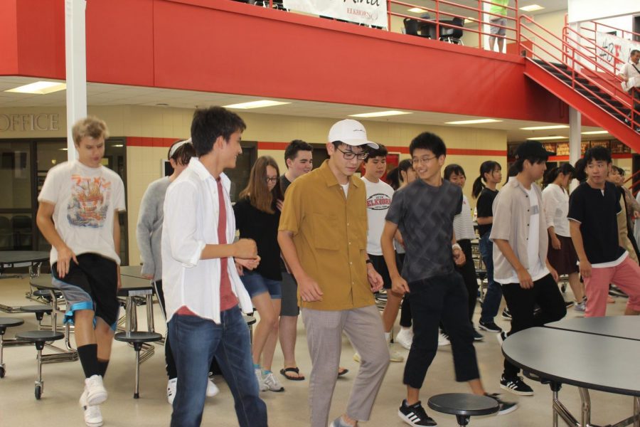 Japanese students learn the Cupid Shuffle. This song is one of many songs in which Japanese students learned a popular dance. 