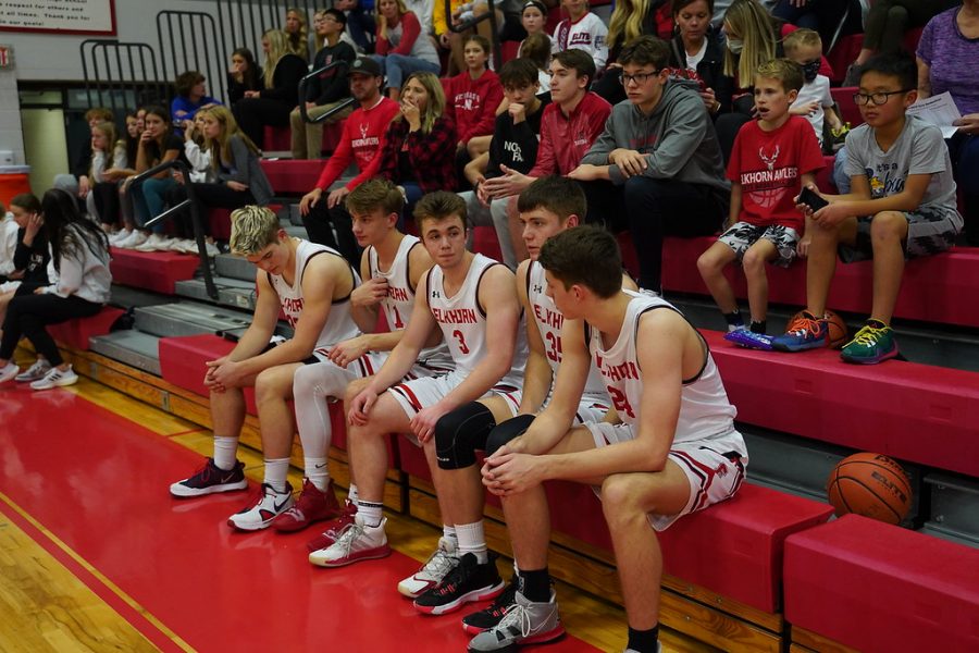 From Left to Right Respectively: Ben Kubicek, Axel Prince, Dyllan Bertucci, Dane Petersen, and Ethan Yungtum. The starting five awaits the tip against Bennington on 12/3/2021.