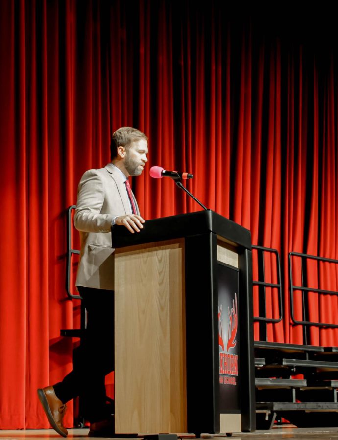 Mr. Givens giving speech at National Honors Society awards