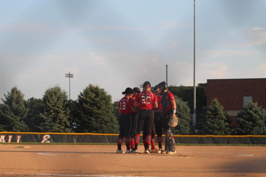 varsity softball 1-4