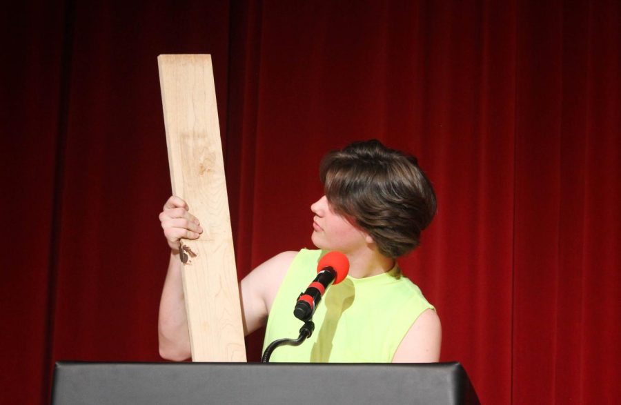 Noah Lindberg tries to sell a 1x4 piece of wood in the sell an item portion of Mr. EHS.