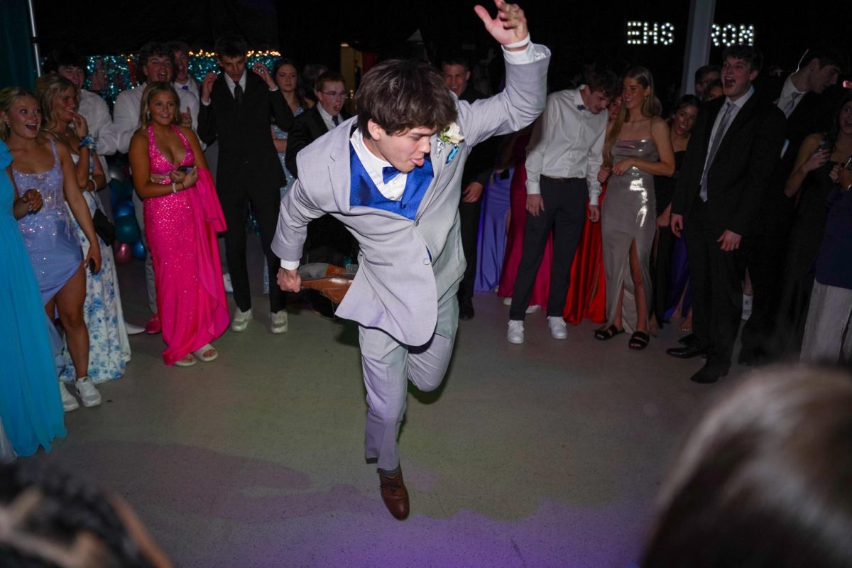 Senior Nishiki Hill busts a move in the dance circle of EHS prom. 