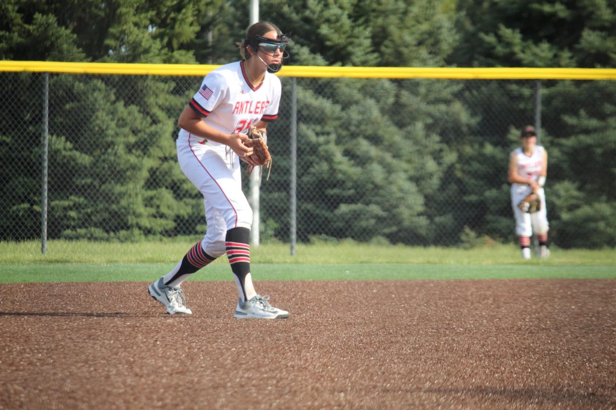 Shortstop Brooklyn Wragge prep steps. Wragge is playing in the JV game vs Waverly.