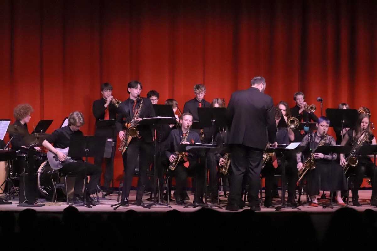 Junior, Ivan Ratnapradipa takes the lead in band.