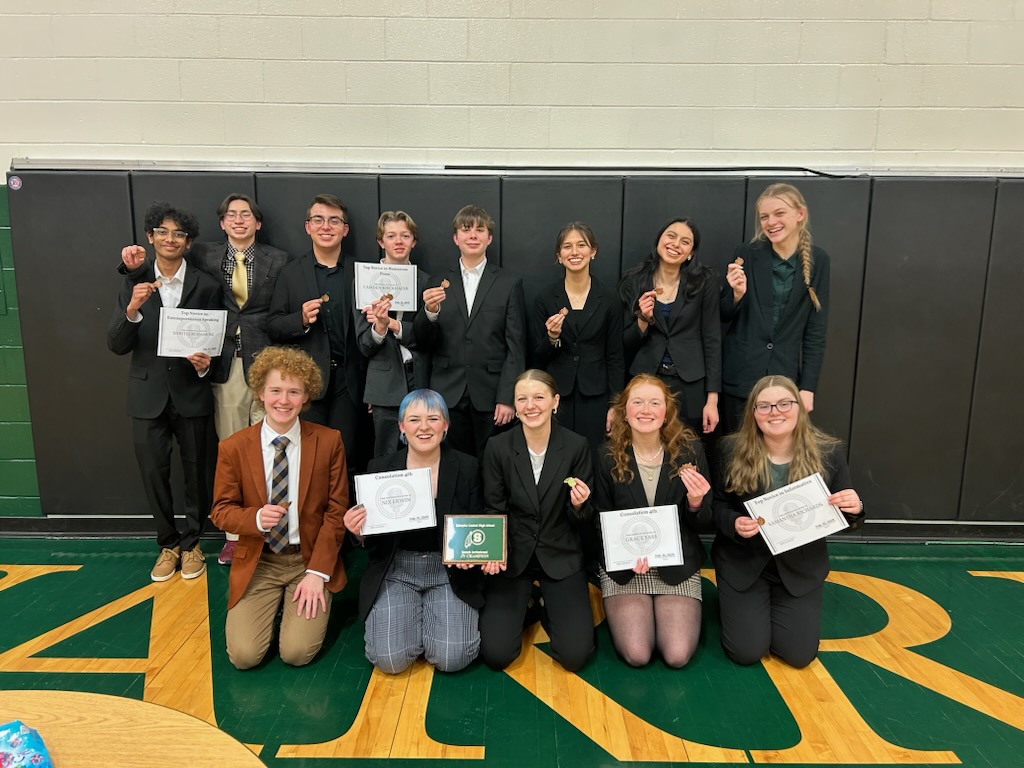 Elkhorn Antler Speech Team goes to Skyler's speech debate on Febuary 21st. They came home with a Sweepstake. 